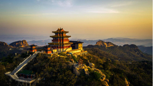 沂山玉皇顶|登高凉山顶,俯瞰仙山景